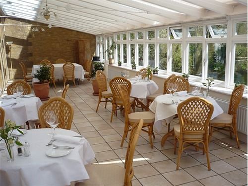 Ash House Hotel Martock Exterior photo